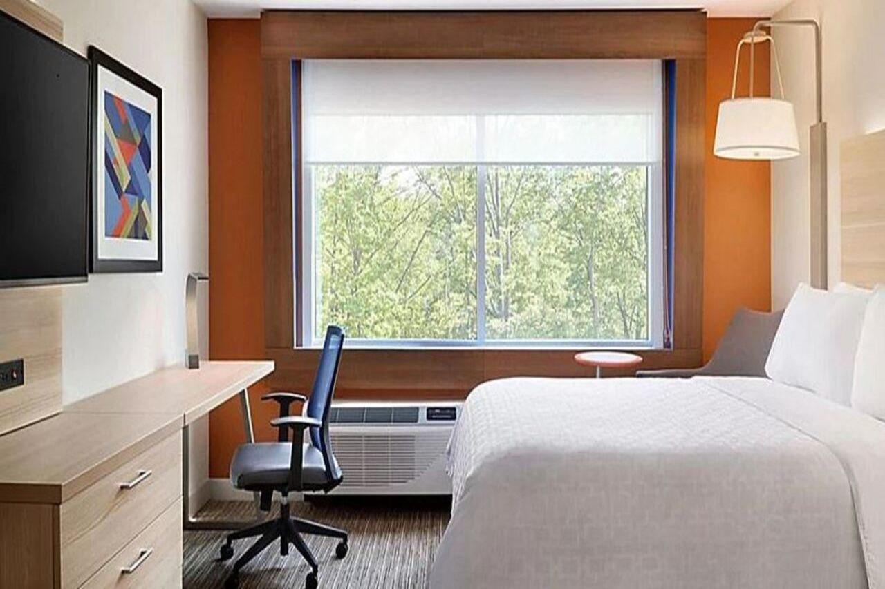 Holiday Inn Express & Suites - Cedar Springs - Grand Rapids N By Ihg Zewnętrze zdjęcie