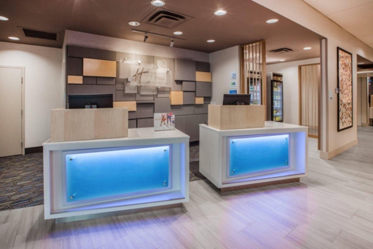Holiday Inn Express & Suites - Cedar Springs - Grand Rapids N By Ihg Zewnętrze zdjęcie